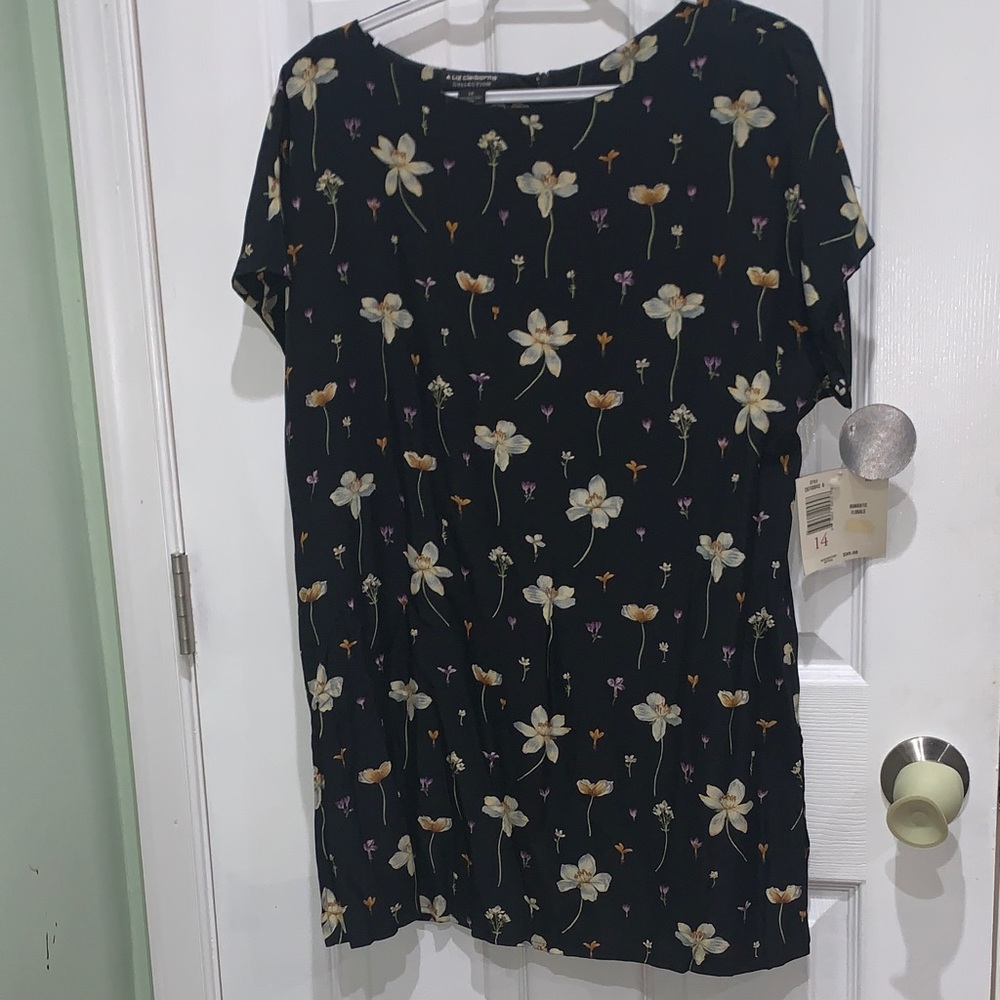 Liz Claiborne Black Floral Silk Tunic Top